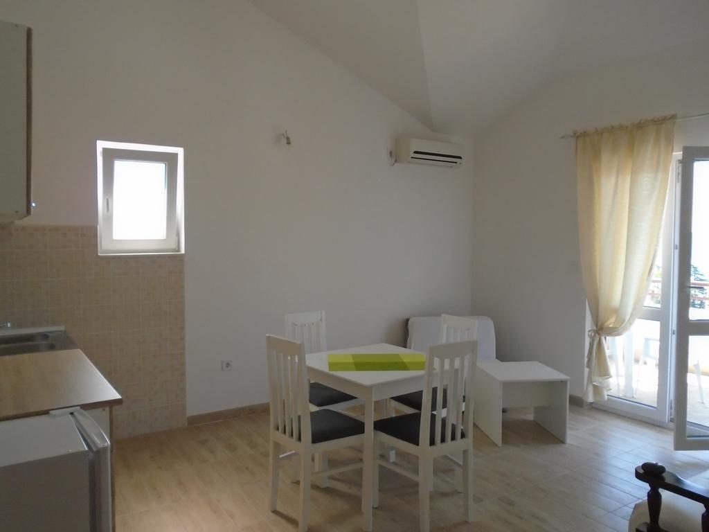 Apartments Kanli Kula ヘルツェグ・ノヴィ エクステリア 写真