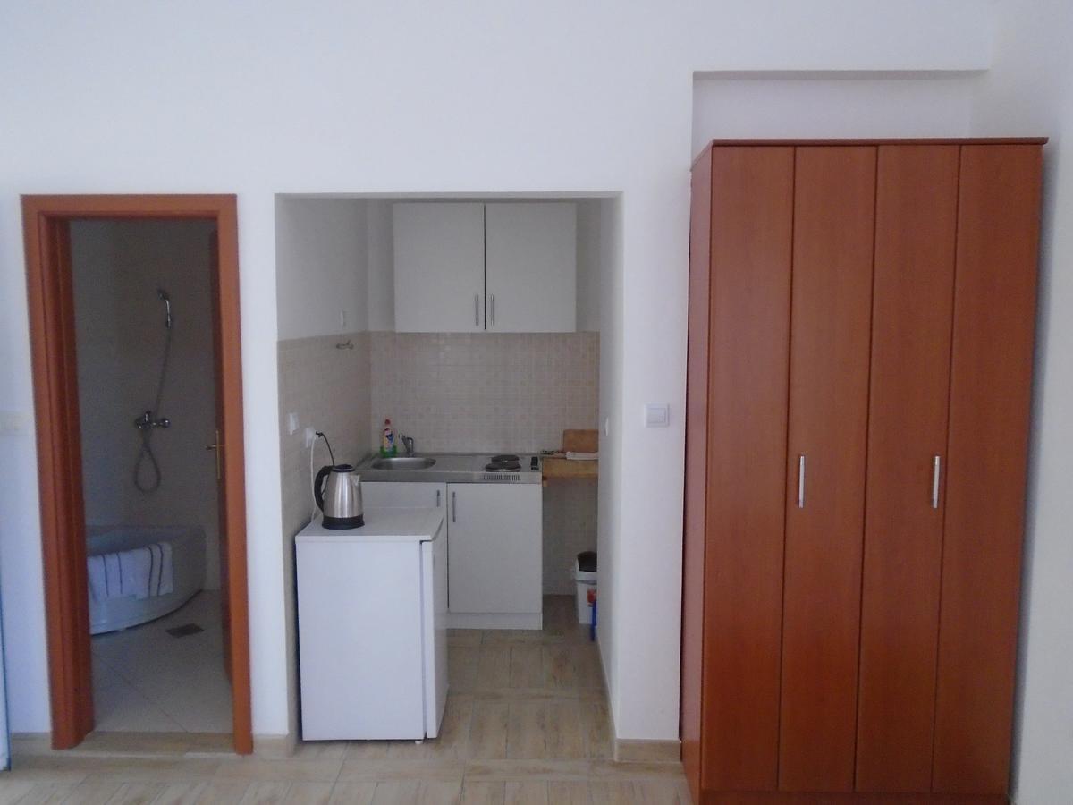 Apartments Kanli Kula ヘルツェグ・ノヴィ エクステリア 写真